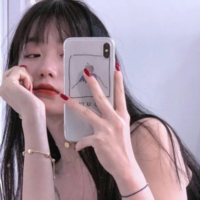 雨中的女人